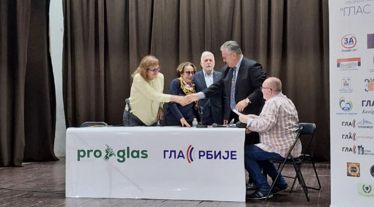 Članovi Proglasa i Glasa Srbije potpisali dogovor u Topoli