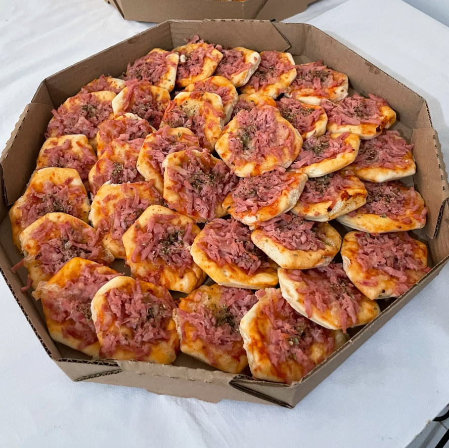 100 Mini-Pizzas Presunto